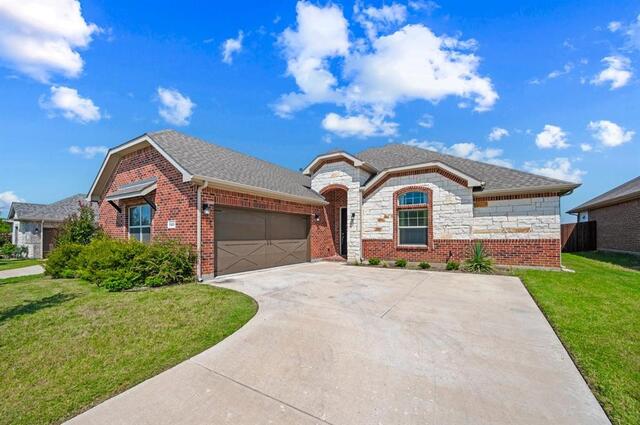1303 Deer Hollow Drive, Arlington, TX image
