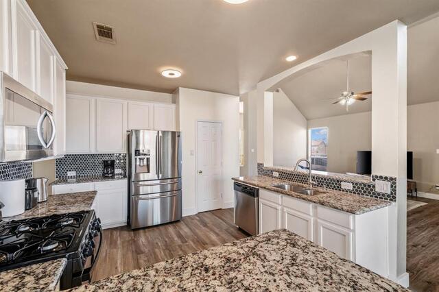 1464 Summerhill, Drive Carrollton, TX photo 8