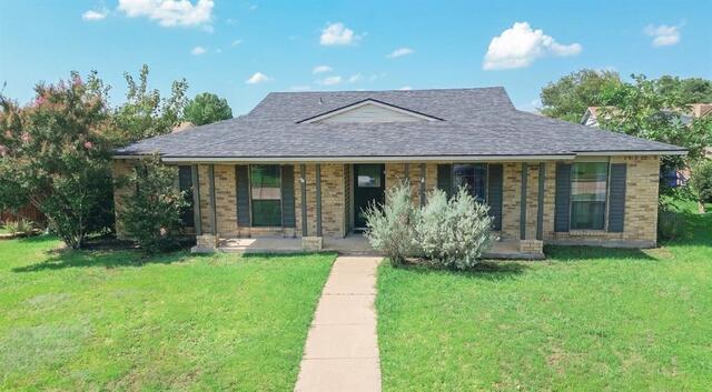 2213 Proctor, Drive Carrollton, TX photo 3