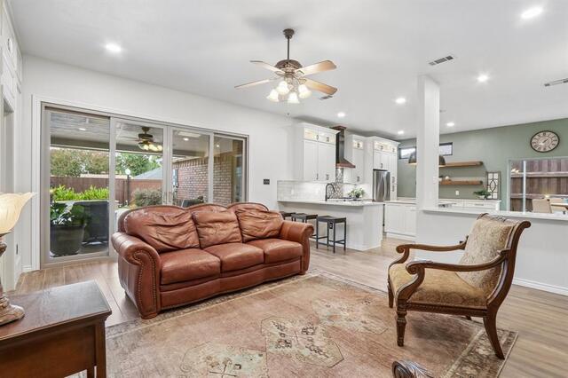 2031 Greenstone, Trail Carrollton, TX photo 15