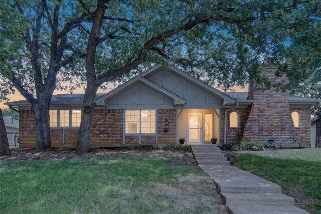 2208 Cambridge Drive, Hurst, TX image