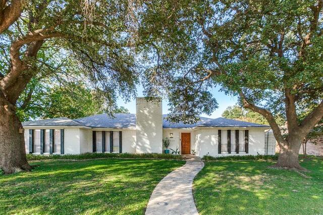 1805 Westlake, Drive Plano, TX photo 2