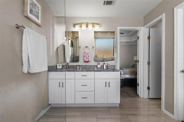 1507 Sugar Creek, Drive Carrollton, TX photo 15