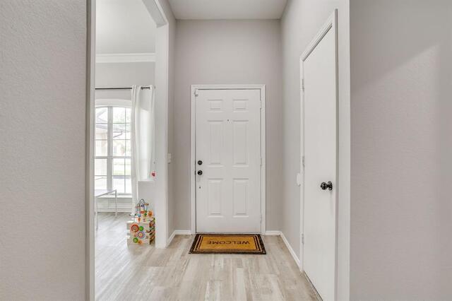 2637 Surrey Woods Road, Flower Mound, TX photo 3