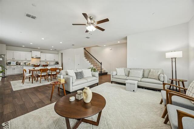 6832 Henry Drive, North Richland Hills, TX image