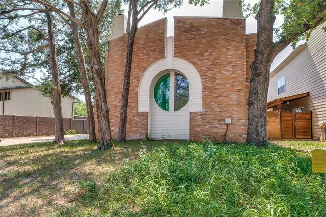 622 W Union Bower Road, Irving, TX image