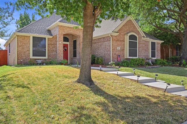 841 N Old Orchard, Lane Lewisville, TX photo 2