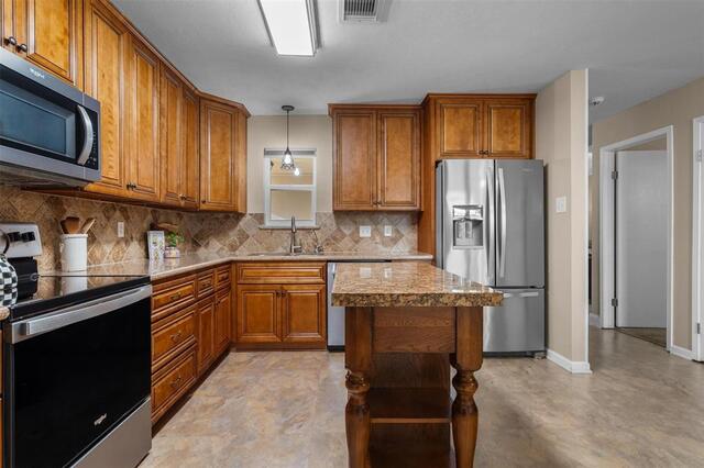 3911 White Oak Court, Flower Mound, TX photo 19