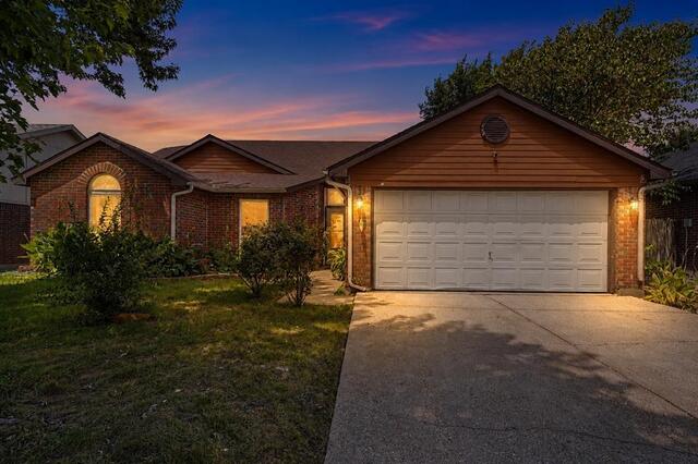 7949 Waterside Trail, Fort Worth, TX image