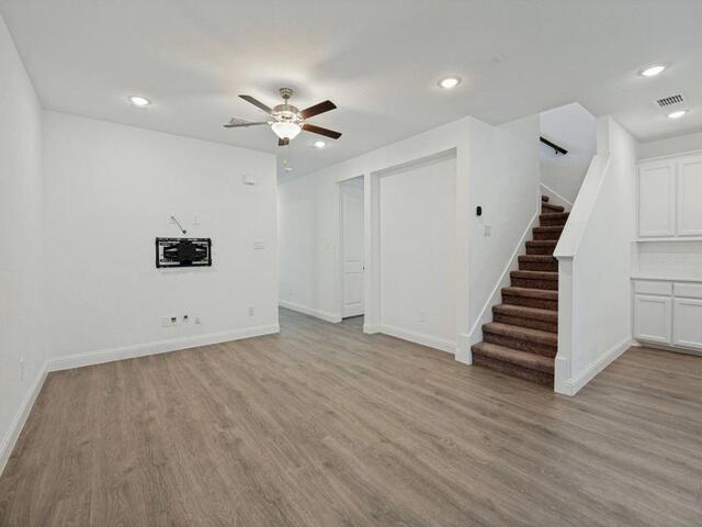 1024 Thomas, Place Carrollton, TX photo 11