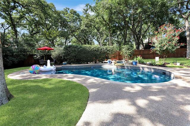 802 Brazos, Drive Southlake, TX photo 9