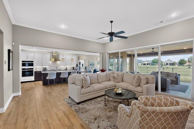 12204 Pepperidge, Avenue Denton, TX photo 8