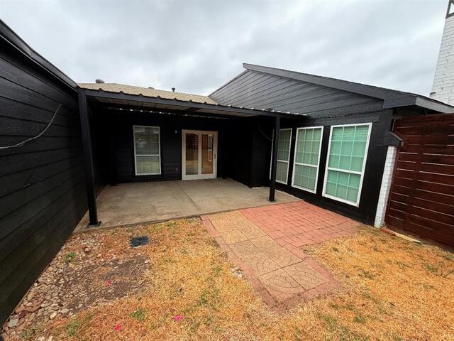 2206 Old Mill, Road Carrollton, TX photo 9