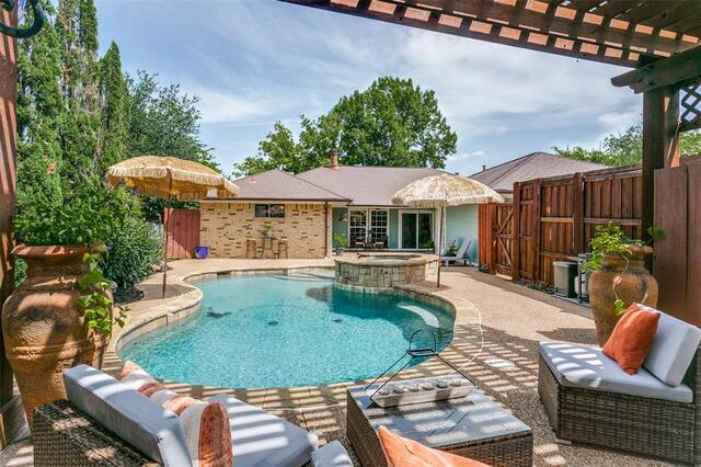 909 Hillside Lane, Flower Mound, TX image