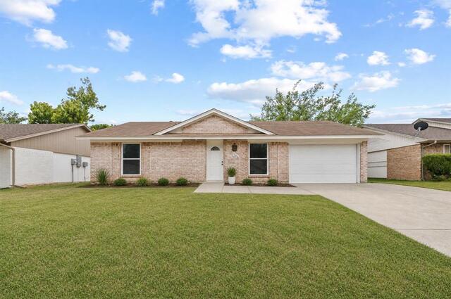 1326 Kingston, Drive Lewisville, TX photo 8