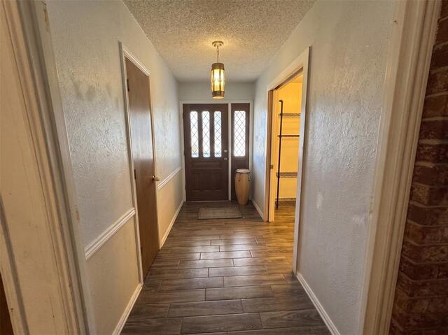 528 Marcus, Drive Lewisville, TX photo 2