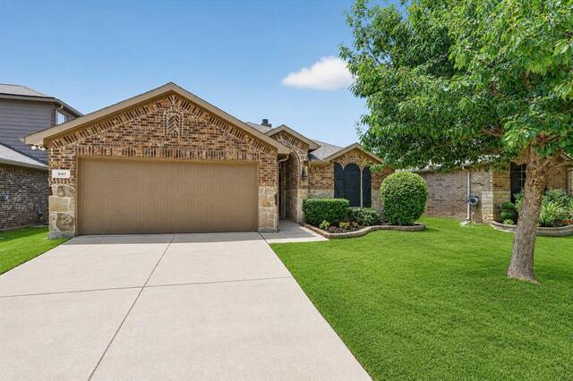 441 E Wishbone Lane, Fort Worth, TX image