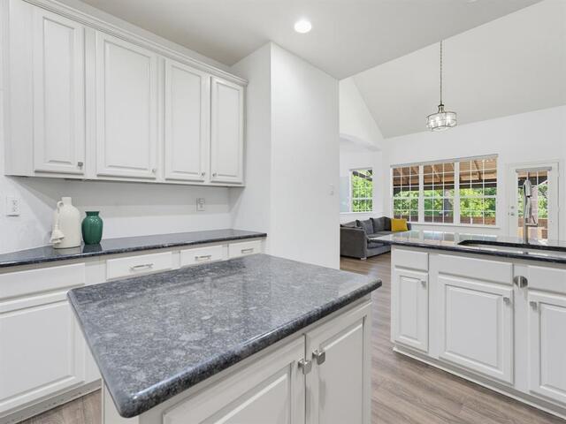 1833 Brookview, Drive Carrollton, TX photo 10