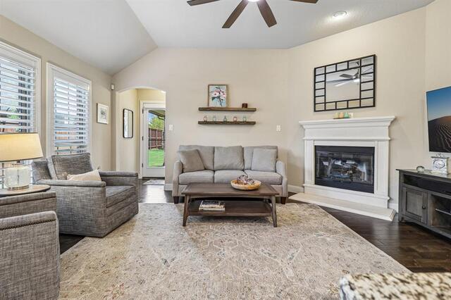 816 Wiltshire, Boulevard Lewisville, TX photo 5