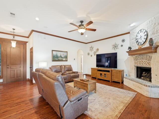 2860 Forest, Drive Celina, TX photo 4