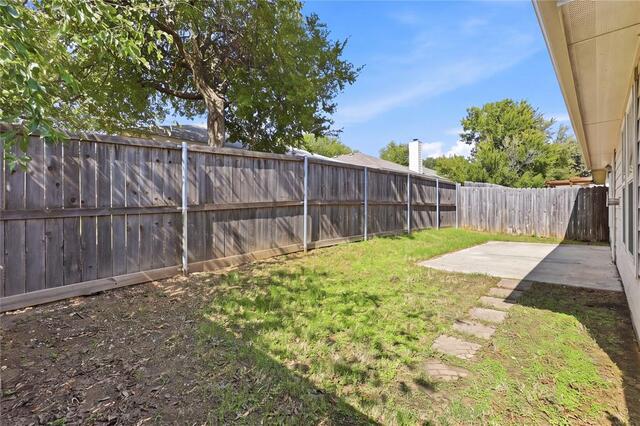 2305, Northway Denton, TX photo 30