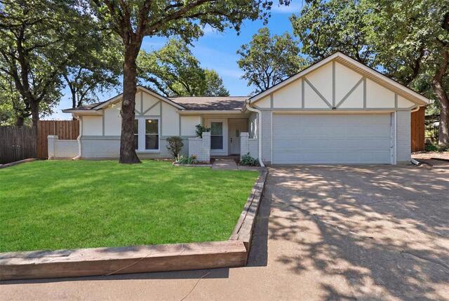 2400 York Minster Court, Arlington, TX image