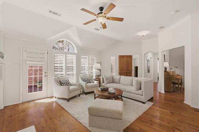 4900 Rockcreek, Lane Plano, TX photo 9