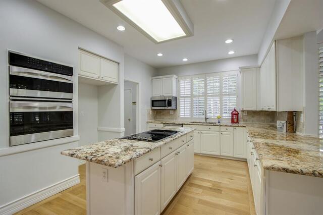 210 Chinaberry, Way Coppell, TX photo 12