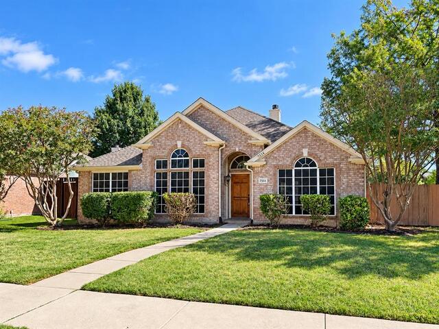 7514 Naples, Lane Frisco, TX photo 2