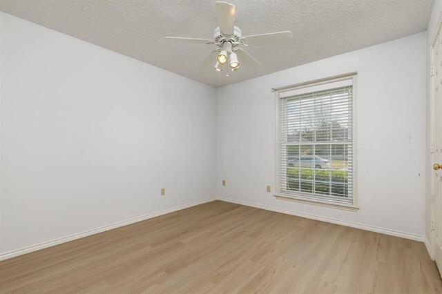 2526 Willowdale, Drive Carrollton, TX photo 22