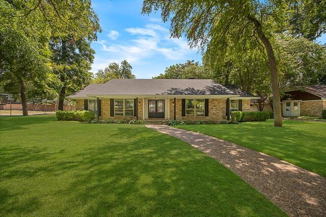 1049 Forest Grove Drive, Dallas, TX image