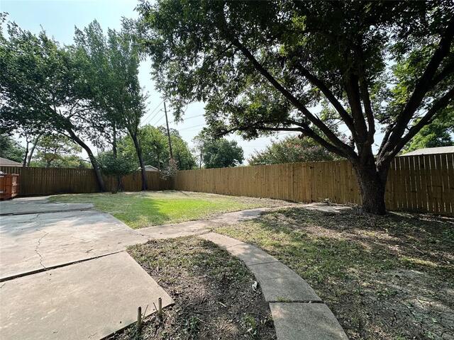 1814 Walnut, Avenue Carrollton, TX photo 31