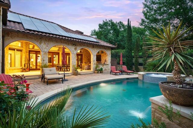 2504 Silver Table, Drive Lewisville, TX photo 3
