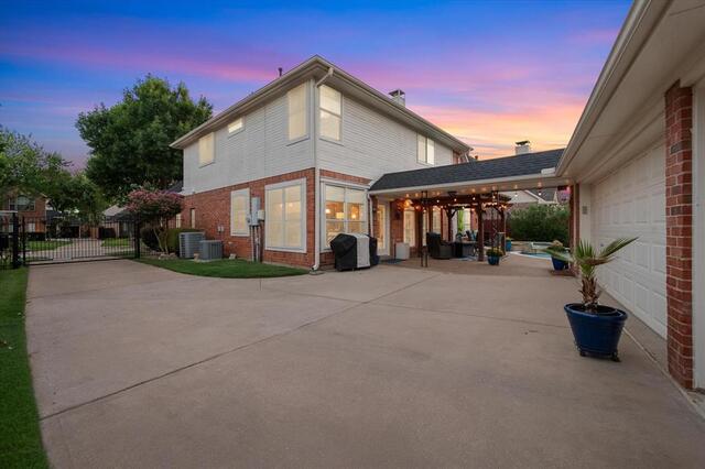 245 Bear, Hollow Keller, TX photo 33
