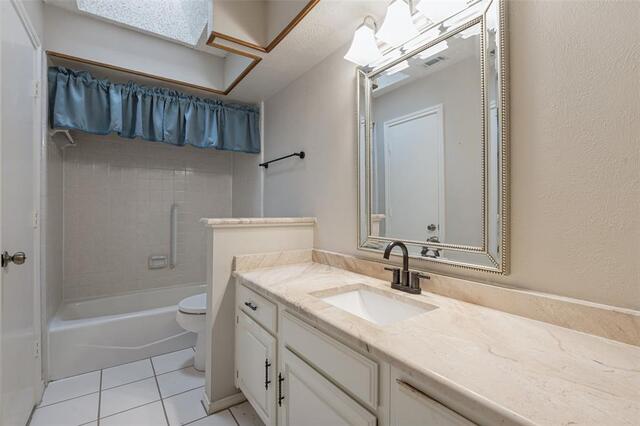 1900 Oakbluff, Drive Carrollton, TX photo 20