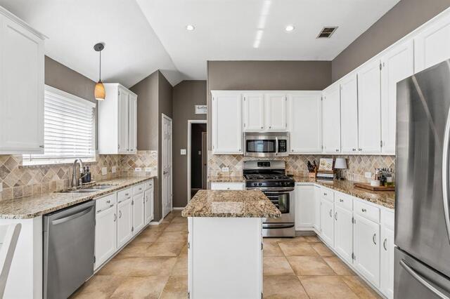 700 Tealwood Lane, Flower Mound, TX photo 4