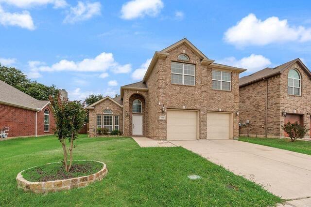 1404 Ashby, Drive Lewisville, TX photo 2
