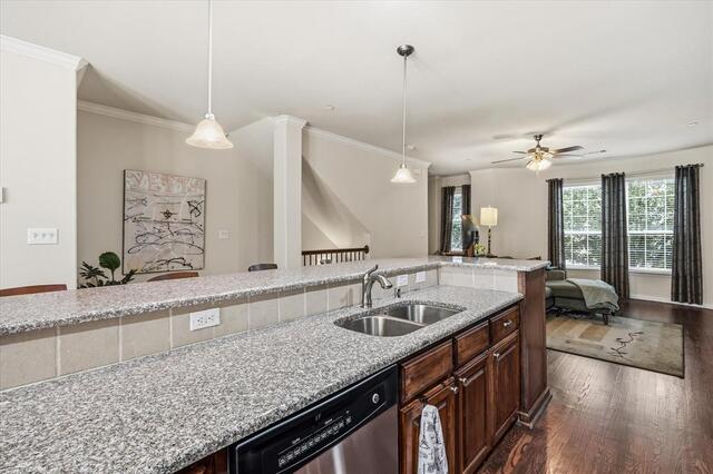 2500 Rockbrook Drive, C27 Lewisville, TX photo 13