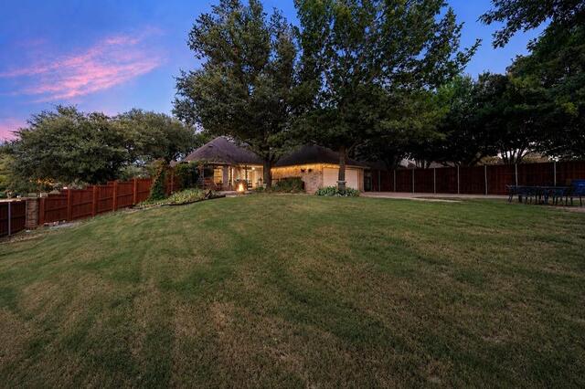 400 Watters Crossing, Court Allen, TX photo 3