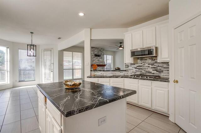1517 Dimmit, Drive Carrollton, TX photo 10