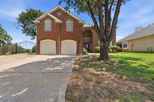 7840 Clover Leaf Drive, North Richland Hills, TX image