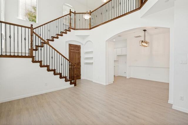 1613 Black Duck Terrace, F Carrollton, TX photo 4