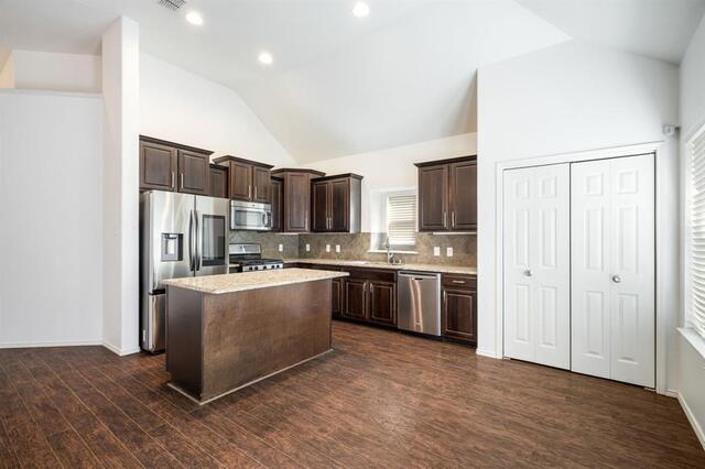 2012 Michelle Creek Drive, Little Elm, TX photo 6