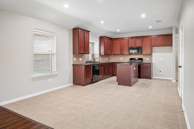 2317 Evening Song Drive, Little Elm, TX photo 7