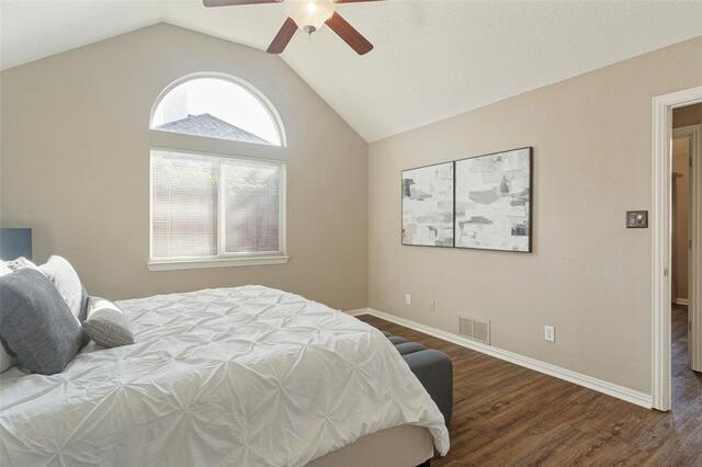 913 Royal Oaks, Drive Lewisville, TX photo 4