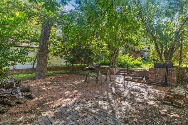 1513 Francis, Street Carrollton, TX photo 5