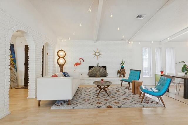 1805 Westlake, Drive Plano, TX photo 4