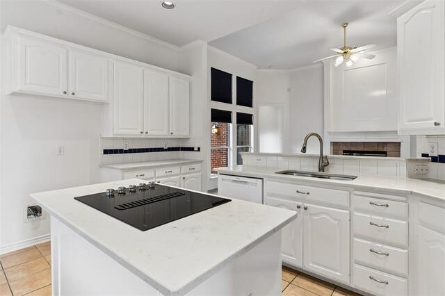 327 Hampton, Court Coppell, TX photo 10