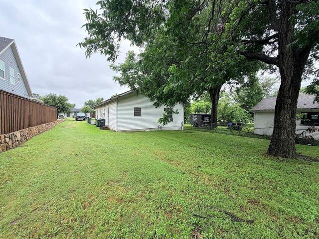105 E 3rd, Street Prosper, TX photo 4