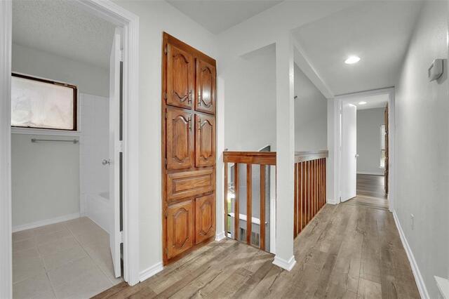 2116 Holly Hill, Lane Carrollton, TX photo 11